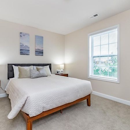 Contemporary Stay In Central Peoria Luaran gambar